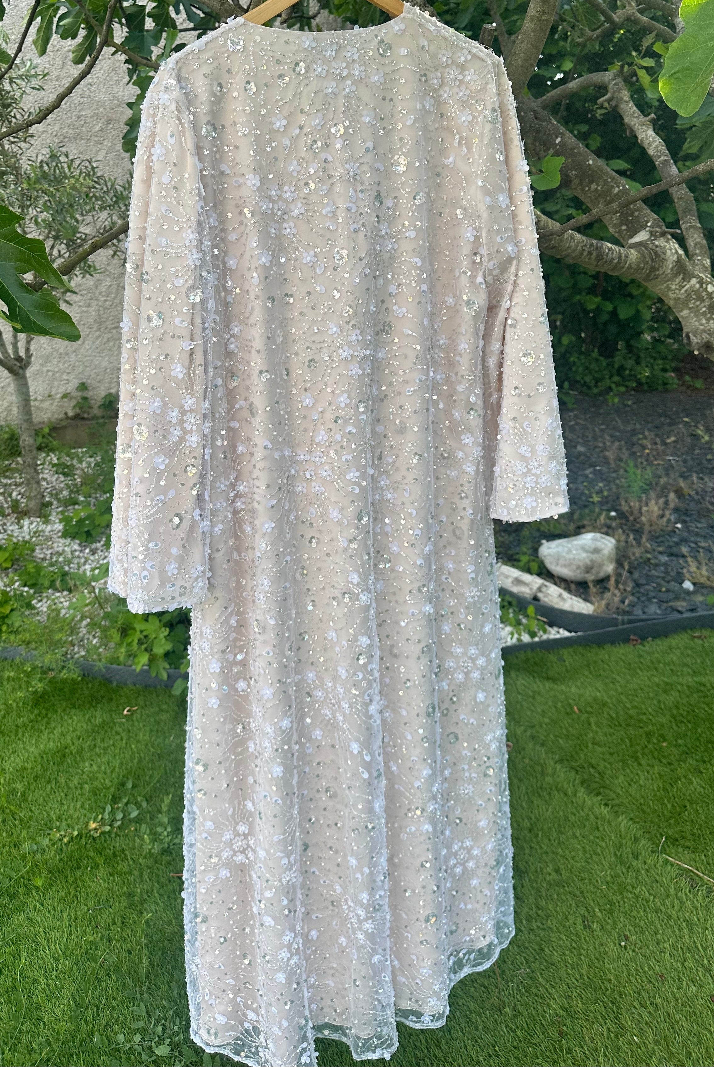 ABAYA IKRAM