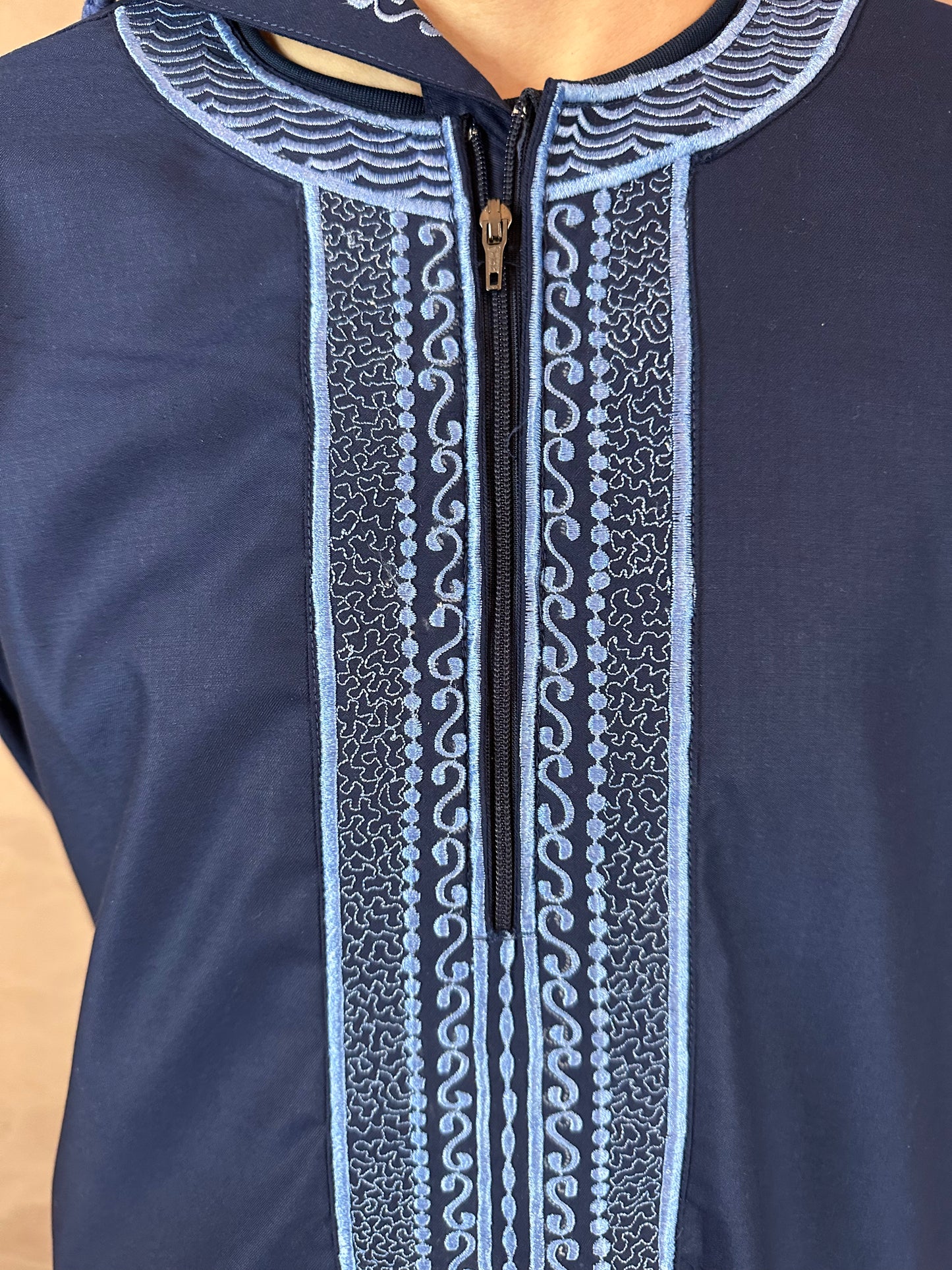 QAMIS ÉMIRATI BLEU Version 2