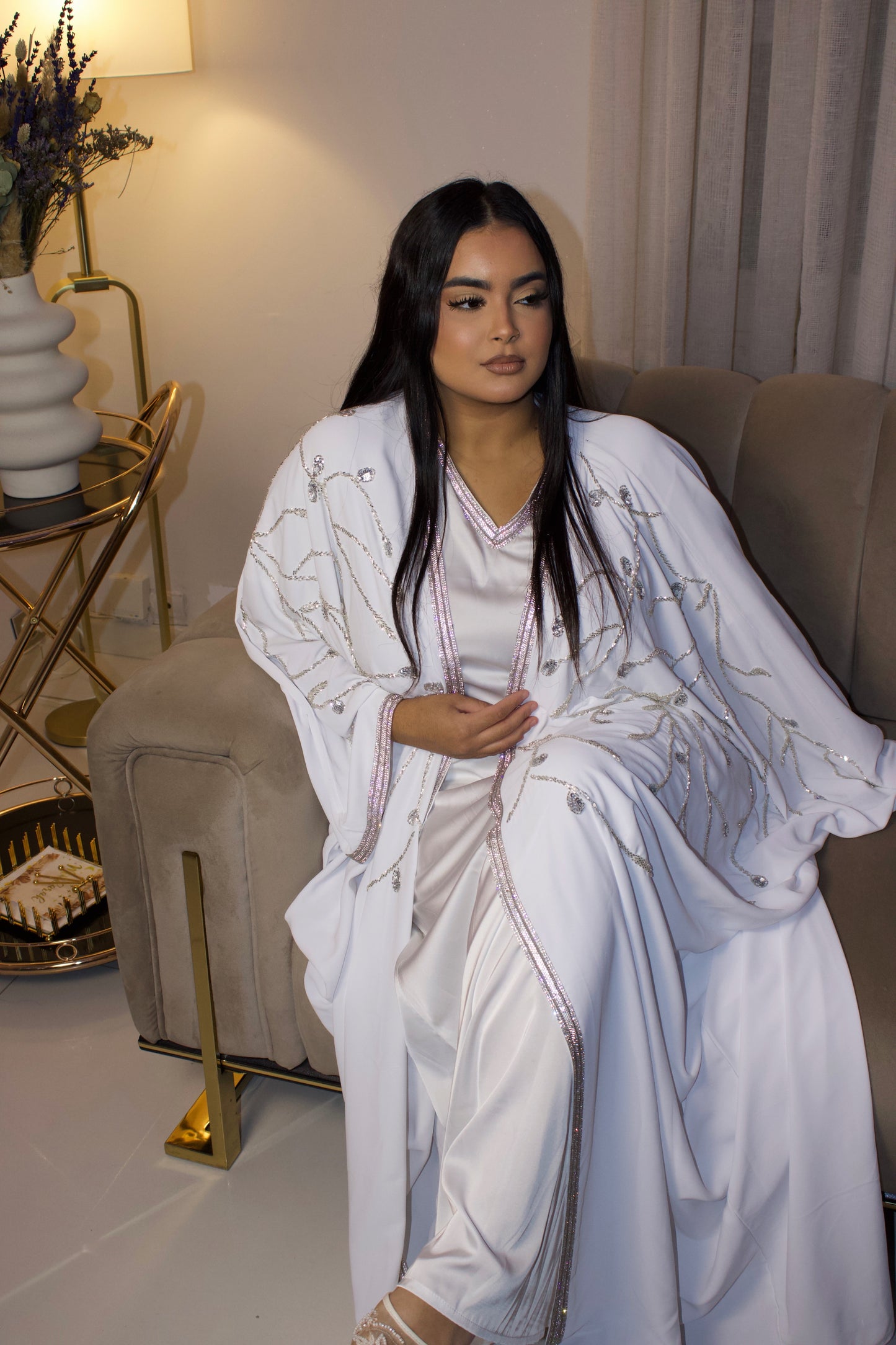 ABAYA IRIM BLANCHE (DISPO MERCREDI 19/11)