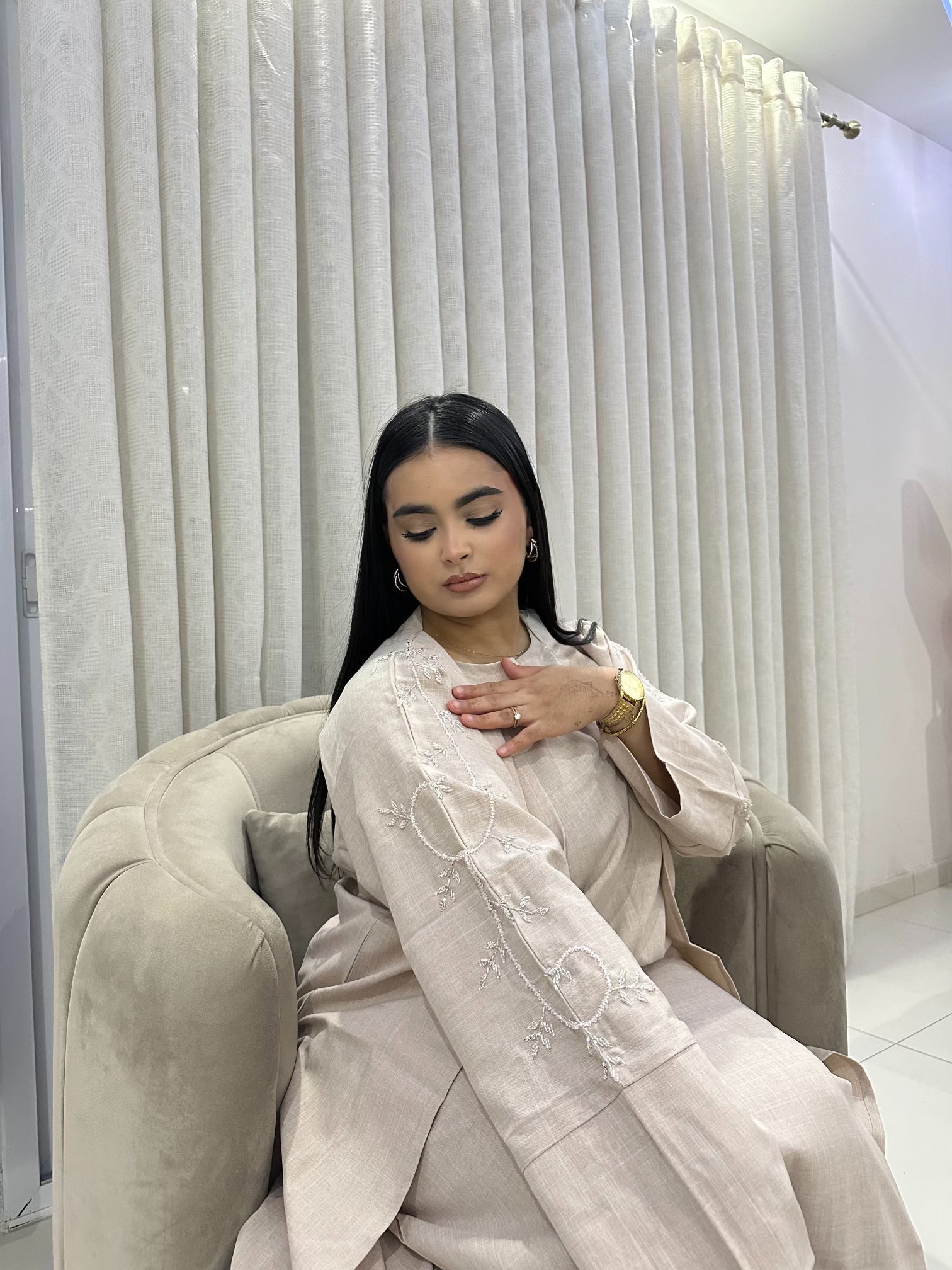 Salma abaya online clearance