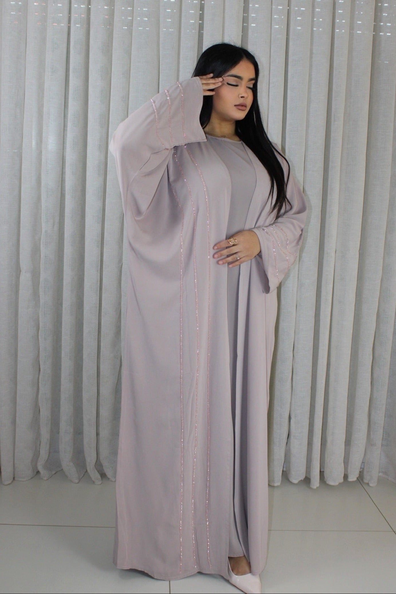 ABAYA NESRINE